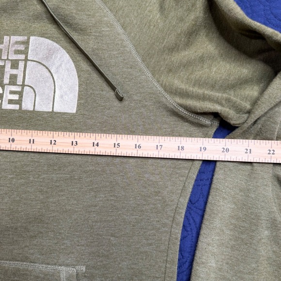 The North Face Womens M Forest Green Hoodie Pullover Gold Logo Pocket  Read - Picture 5 of 5